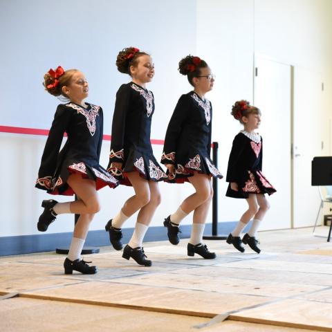 irish dancers